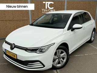 Volkswagen Golf 1.0 TSI Life Business Stoel- en stuurverwarming | LED verlichting | Adaptieve cruise control | Climate control | Navigatiesysteem | Ergoactive bestuurdersstoel | DAB | Parkeersensoren voor en achter