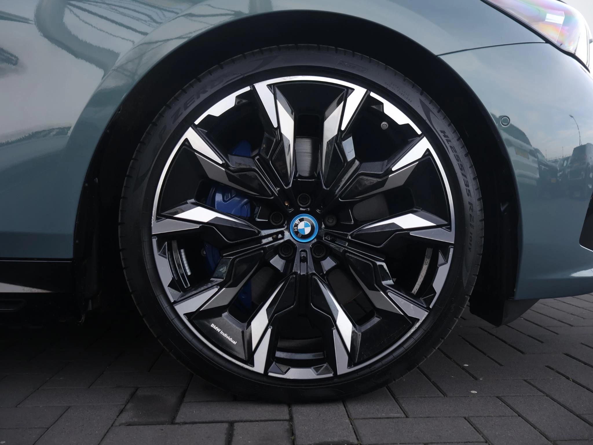 Hoofdafbeelding BMW i5