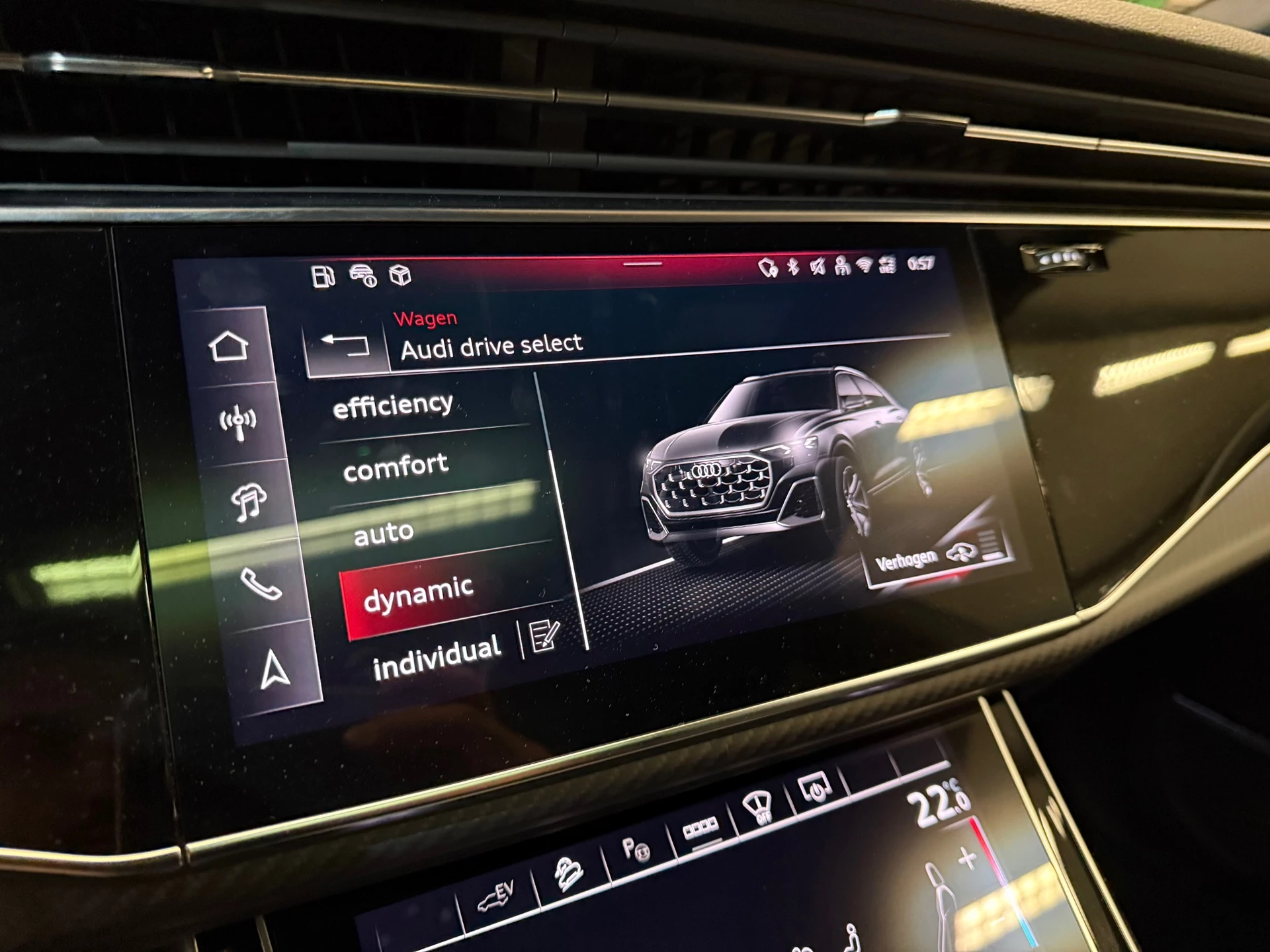 Hoofdafbeelding Audi Q8