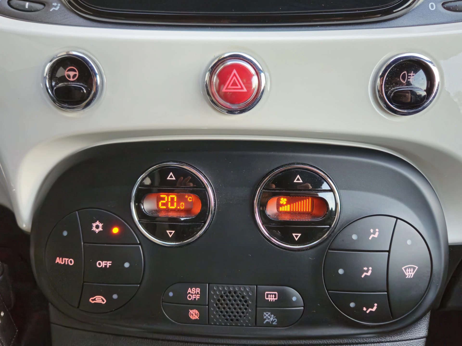 Hoofdafbeelding Fiat 500C