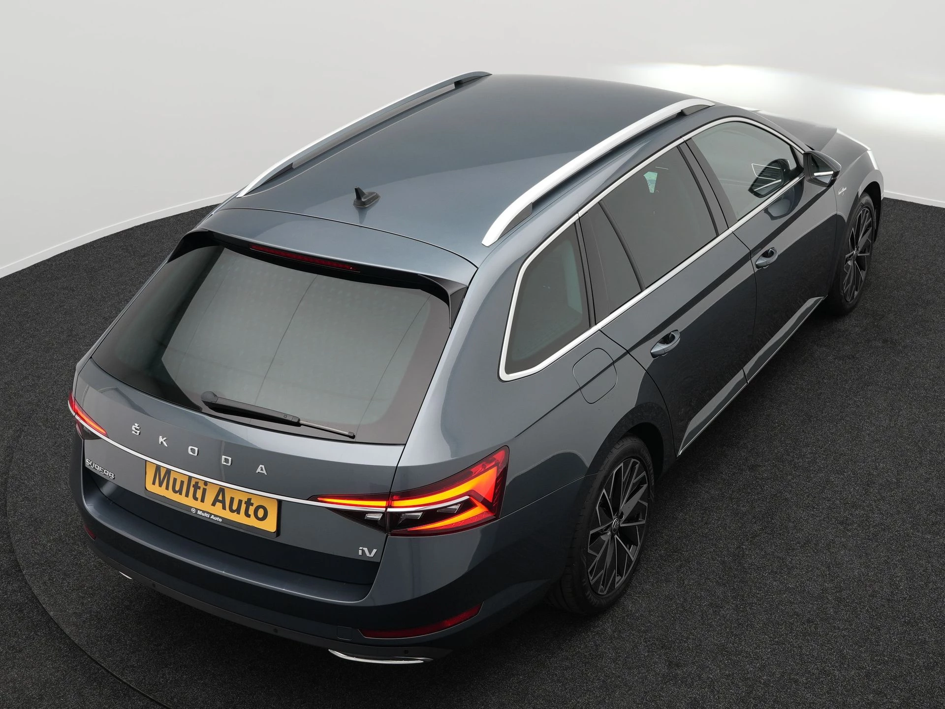 Hoofdafbeelding Škoda Superb