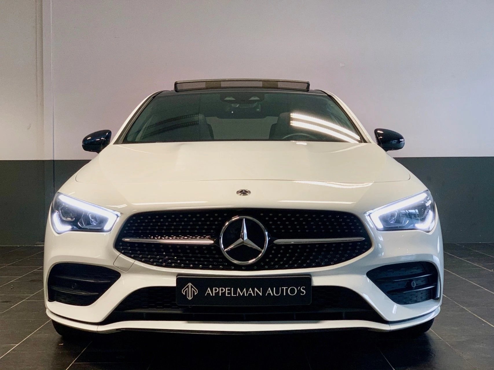 Hoofdafbeelding Mercedes-Benz CLA