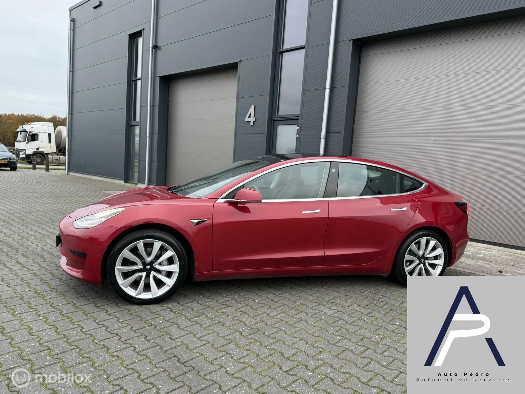 Hoofdafbeelding Tesla Model 3