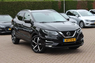 Nissan QASHQAI 1.2 Tekna / Trekhaak / Panoramadak / 360Camera / Navigatie / Keyless / Dodehoek / Cruise Control / DAB / 19''