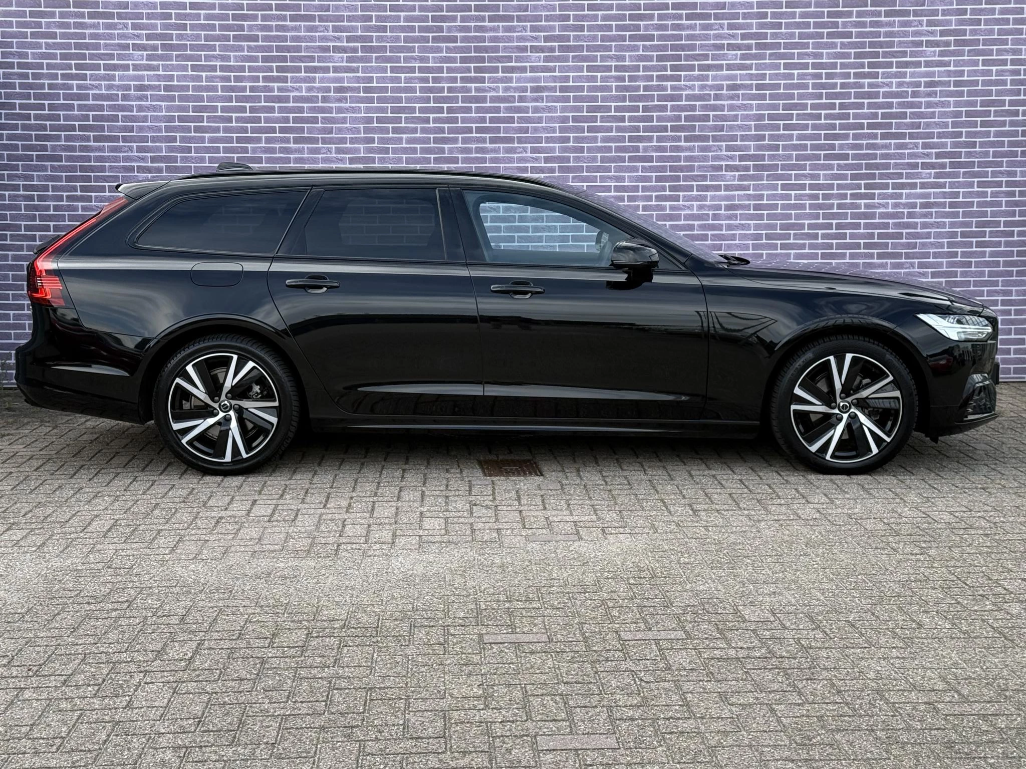 Hoofdafbeelding Volvo V90