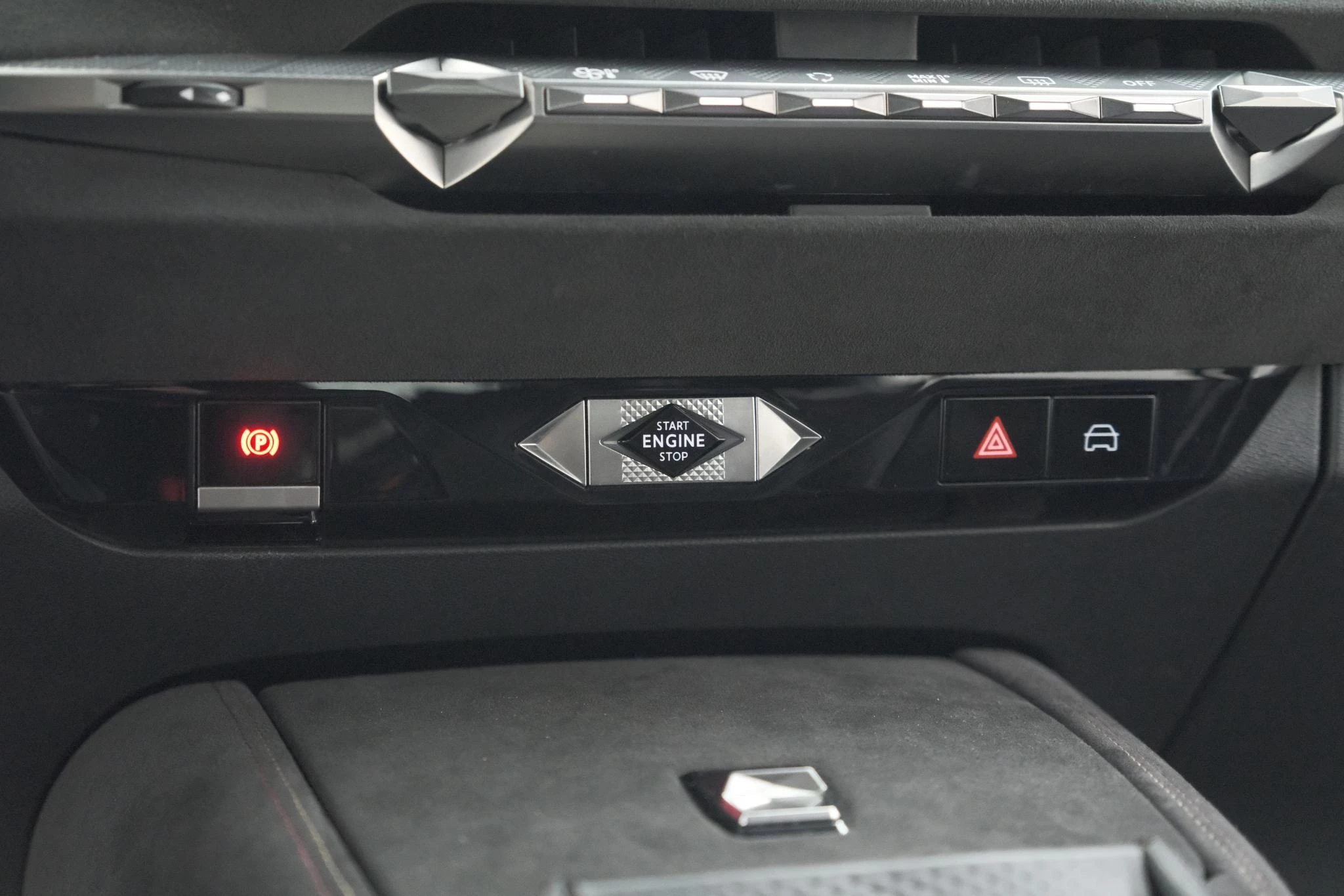 Hoofdafbeelding DS DS 4