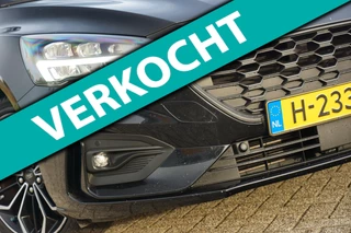 Ford Focus Wagon 1.0 EcoBoost ST Line Business - Panther Black - Stoel/Stuurverwarming
