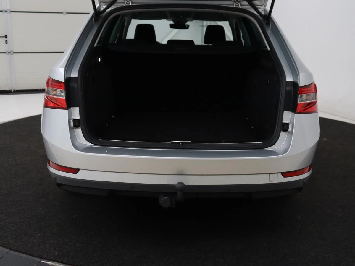 Hoofdafbeelding Škoda Superb