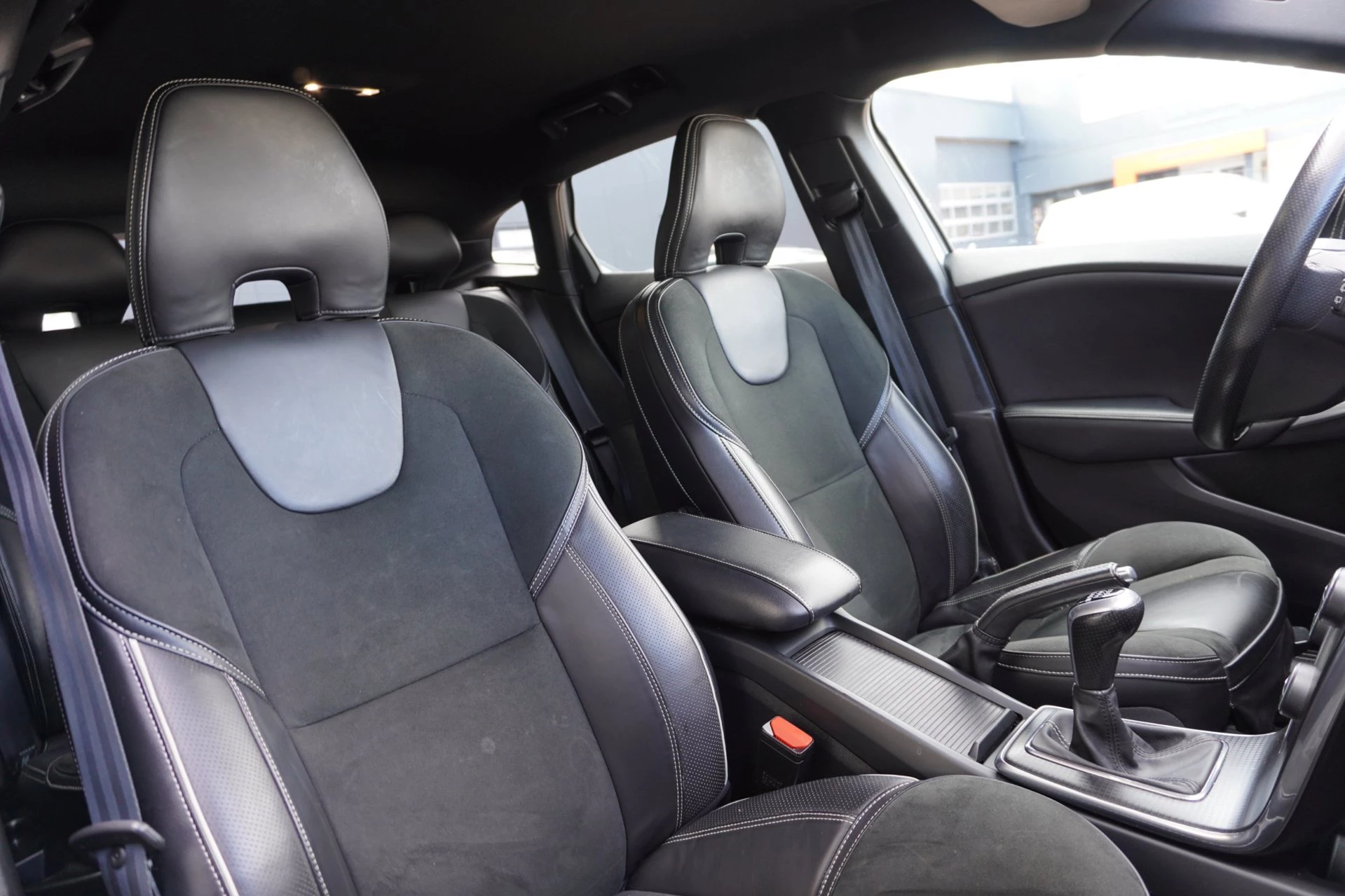 Hoofdafbeelding Volvo V40