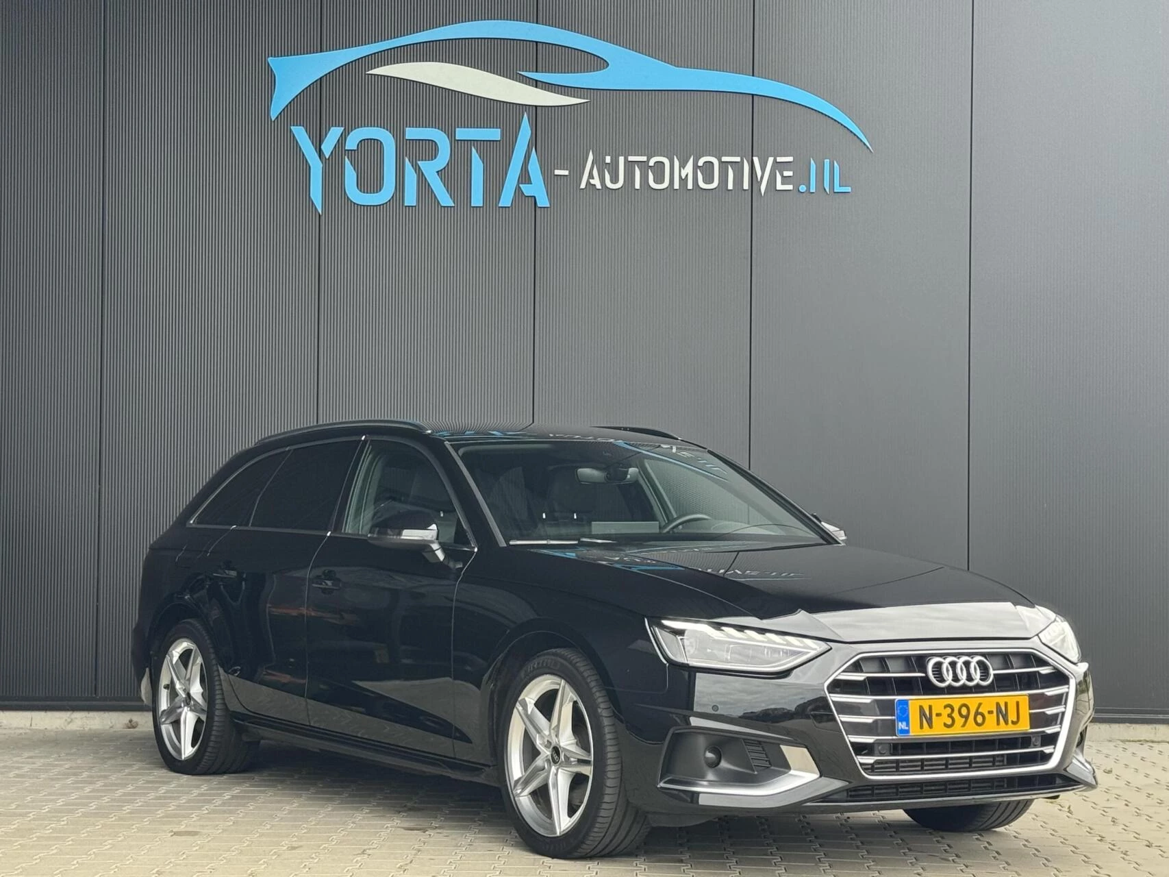 Hoofdafbeelding Audi A4