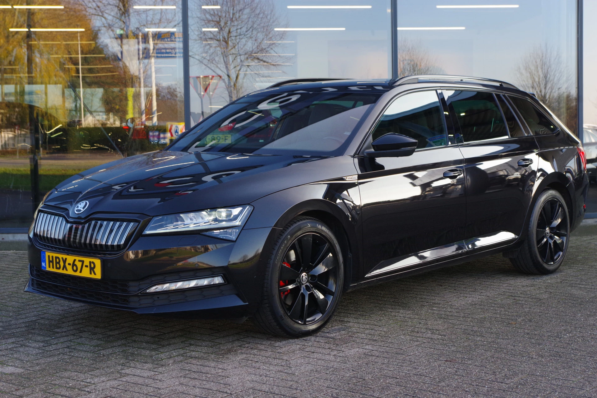 Hoofdafbeelding Škoda Superb