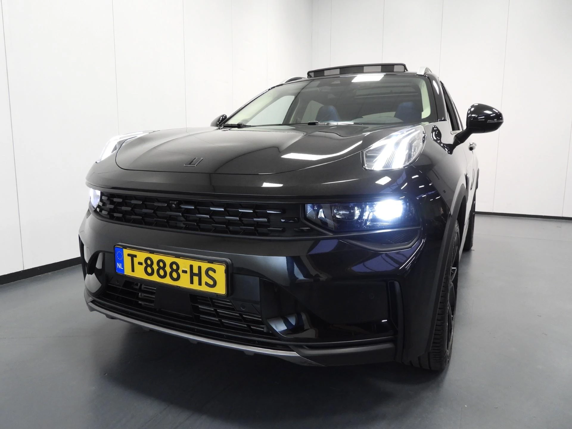 Hoofdafbeelding Lynk & Co 01