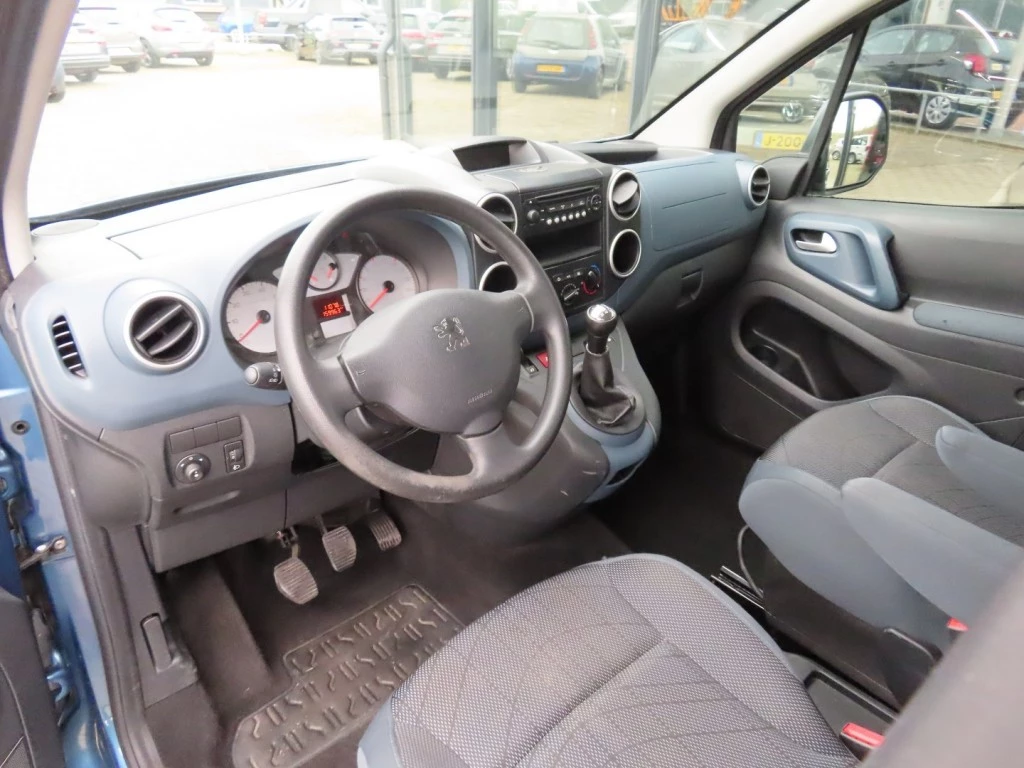 Hoofdafbeelding Peugeot Partner