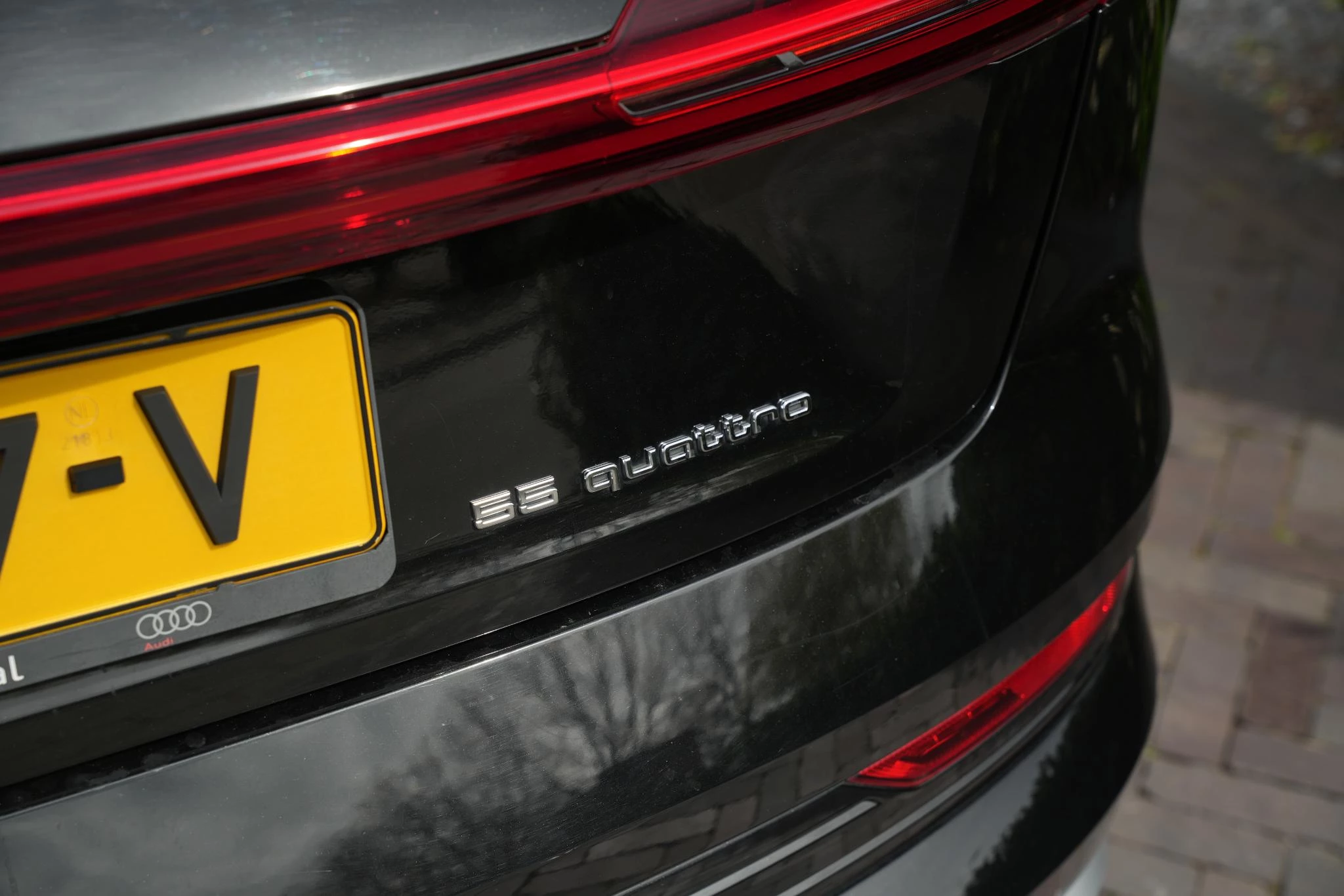 Hoofdafbeelding Audi e-tron