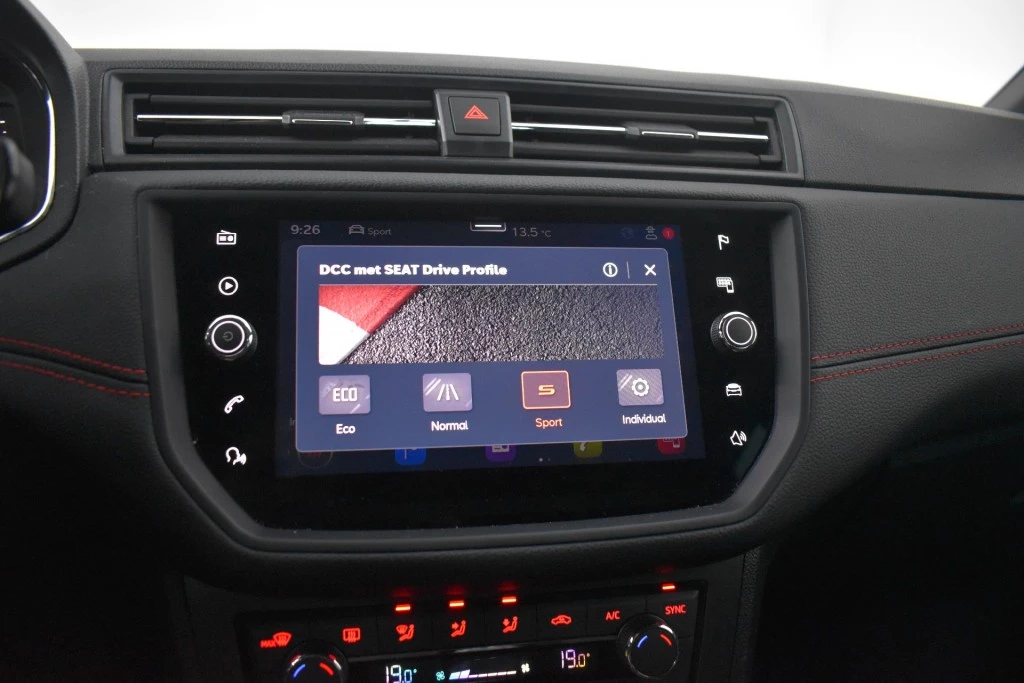 Hoofdafbeelding SEAT Arona