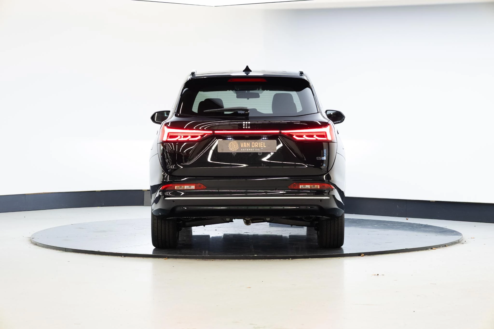 Hoofdafbeelding DFSK E5 PHEV