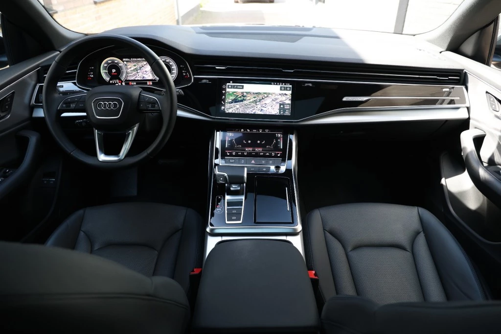 Hoofdafbeelding Audi Q8