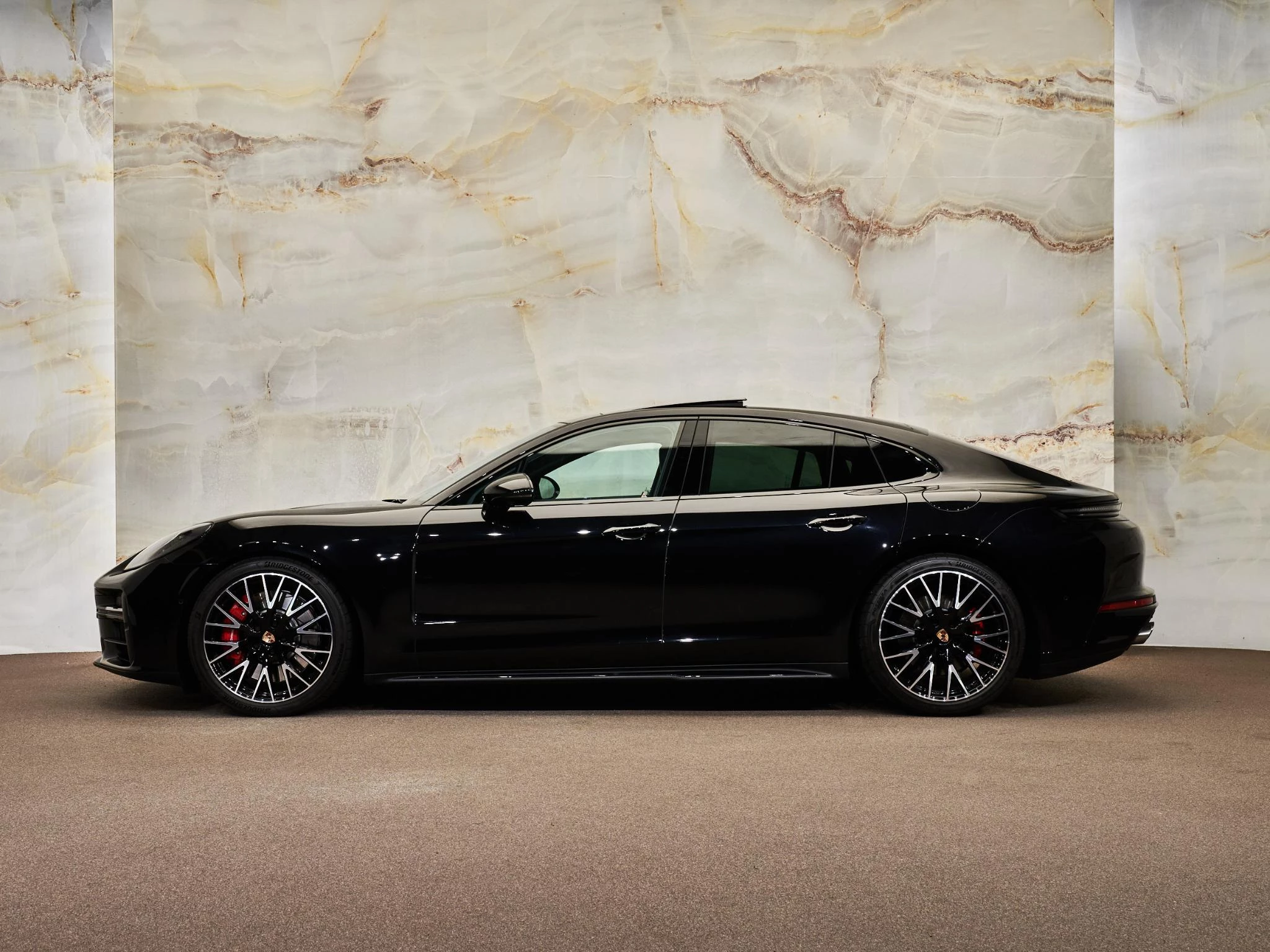 Hoofdafbeelding Porsche Panamera