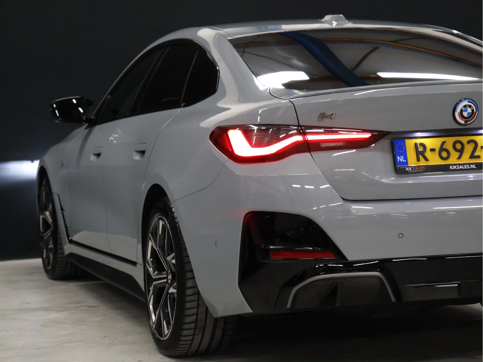 Hoofdafbeelding BMW i4