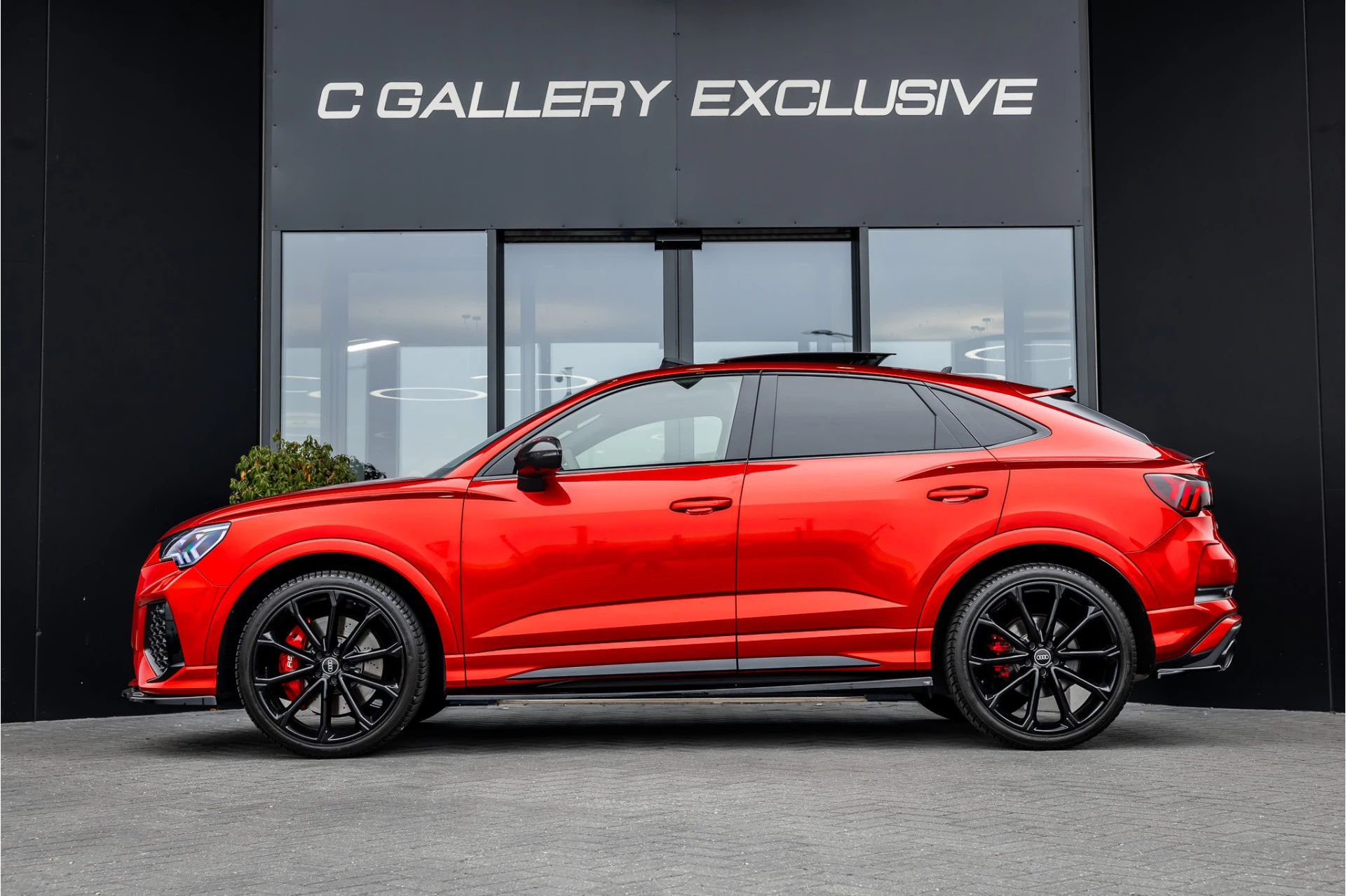 Hoofdafbeelding Audi RSQ3