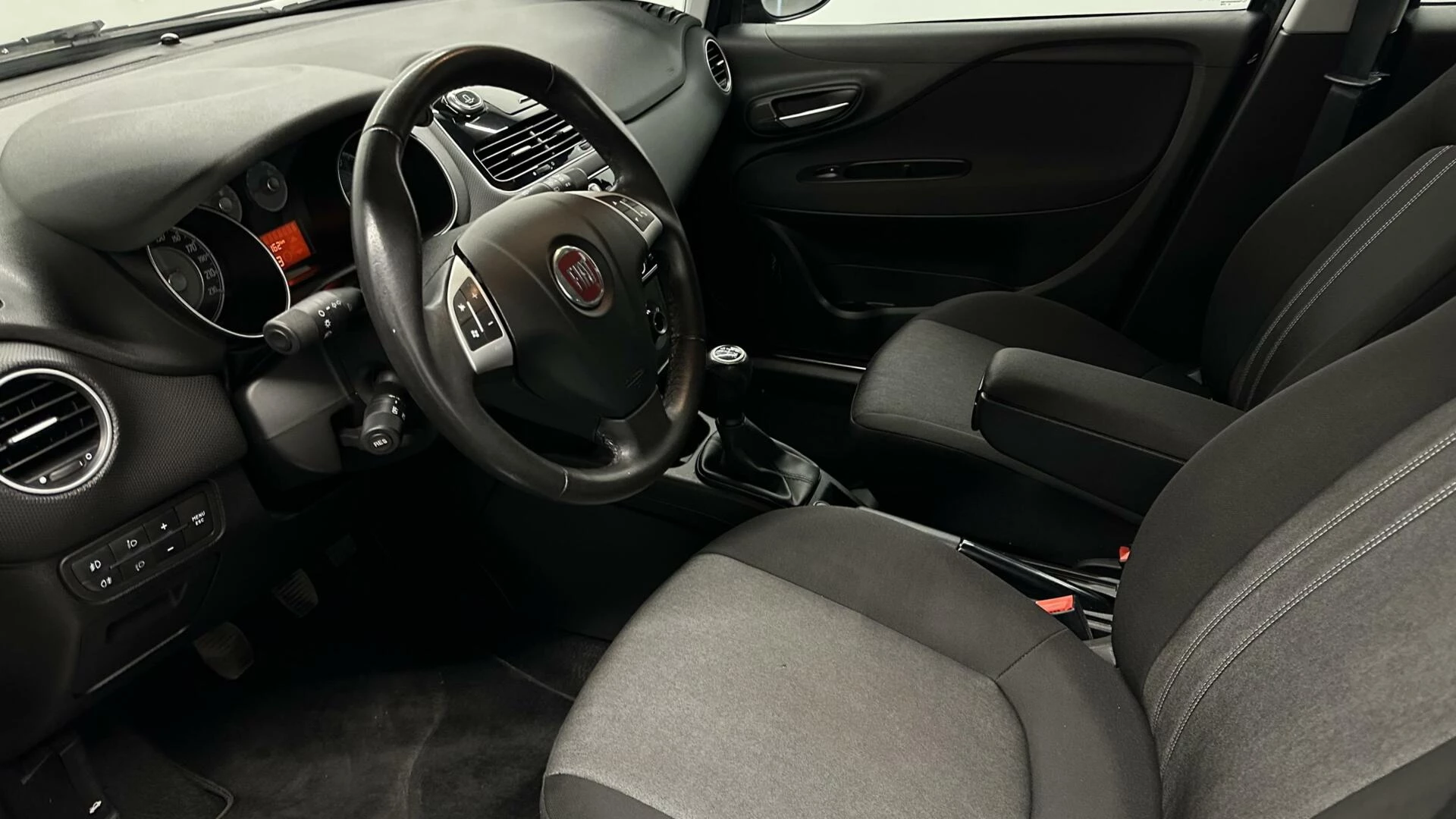 Hoofdafbeelding Fiat Punto