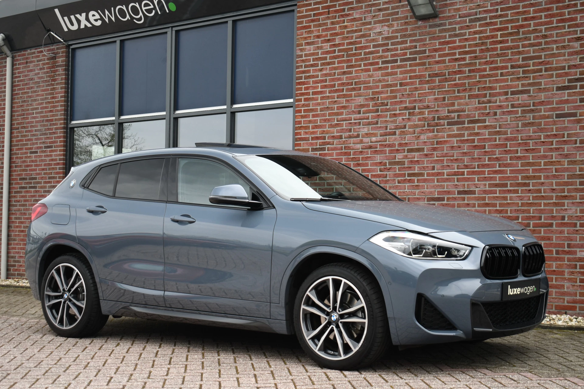 Hoofdafbeelding BMW X2