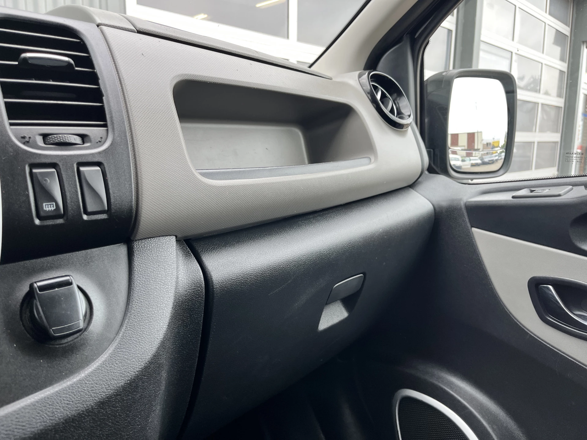 Hoofdafbeelding Nissan NV300