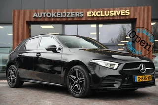 Hoofdafbeelding Mercedes-Benz A-Klasse Mercedes-Benz A-klasse 250 e Business Solution AMG Limited Panoramadak Ambient Widescreen AMG Cruise Camera