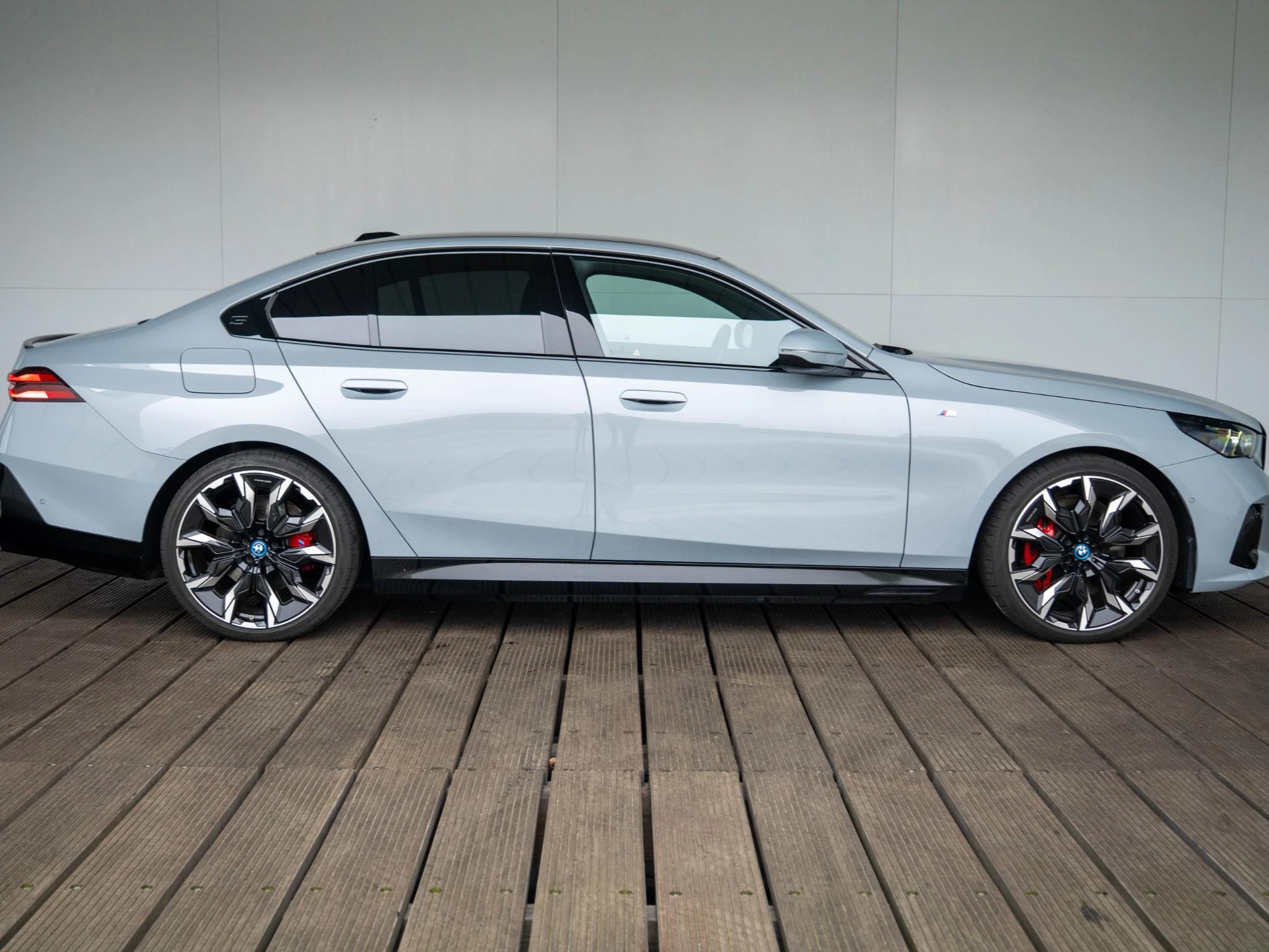 Hoofdafbeelding BMW i5