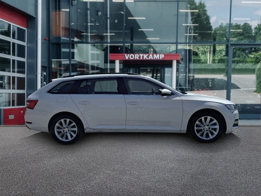 Hoofdafbeelding Škoda Superb