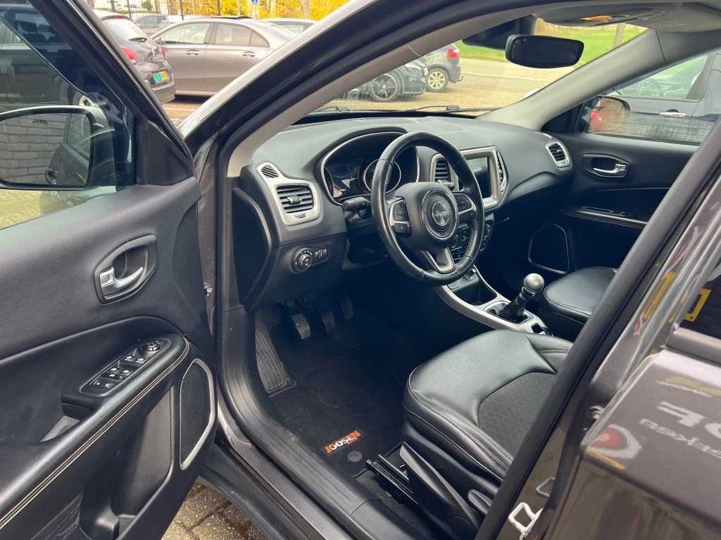 Hoofdafbeelding Jeep Compass
