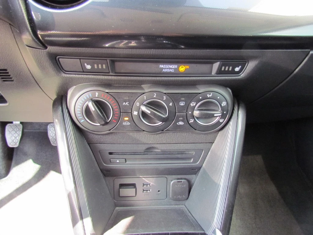 Hoofdafbeelding Mazda 2