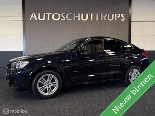 BMW X4 xDrive20i High Executive M SPORT CARBONSCHWARZ / LEDER / NAVI / PDC / STOELVERW. / NAP /