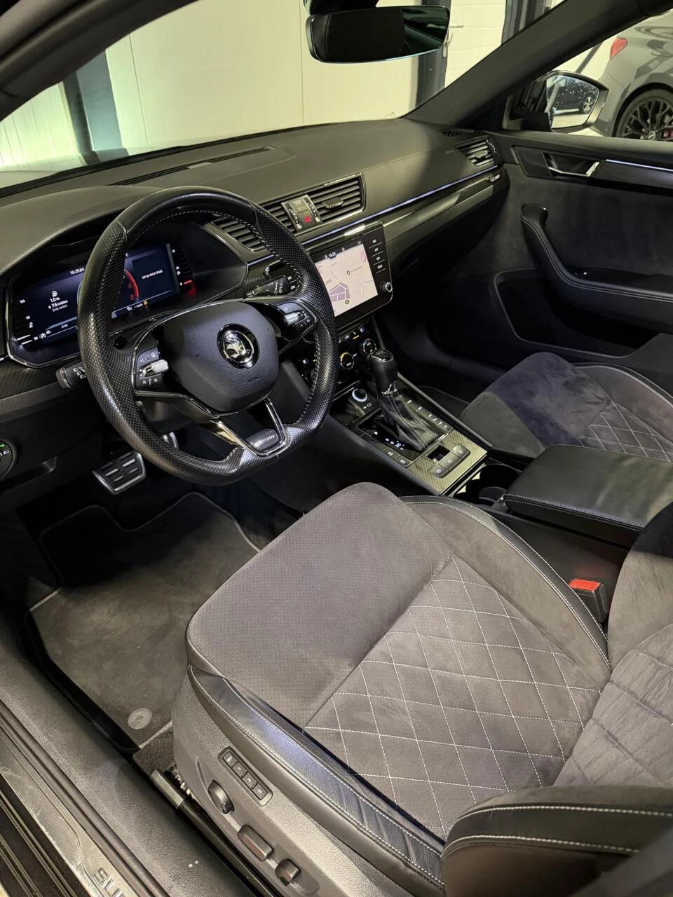 Hoofdafbeelding Škoda Superb