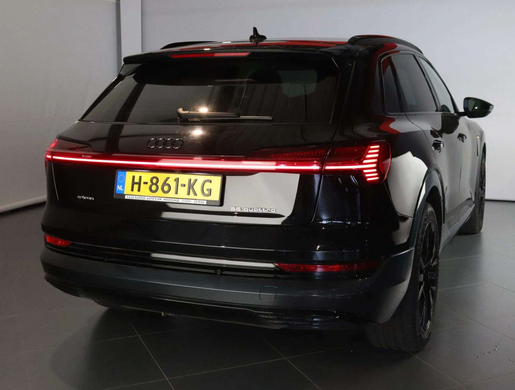 Hoofdafbeelding Audi e-tron