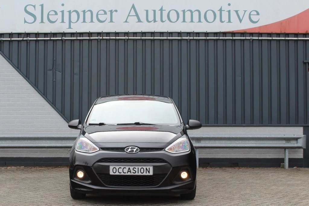 Hoofdafbeelding Hyundai i10