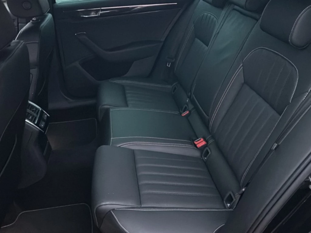 Hoofdafbeelding Škoda Superb