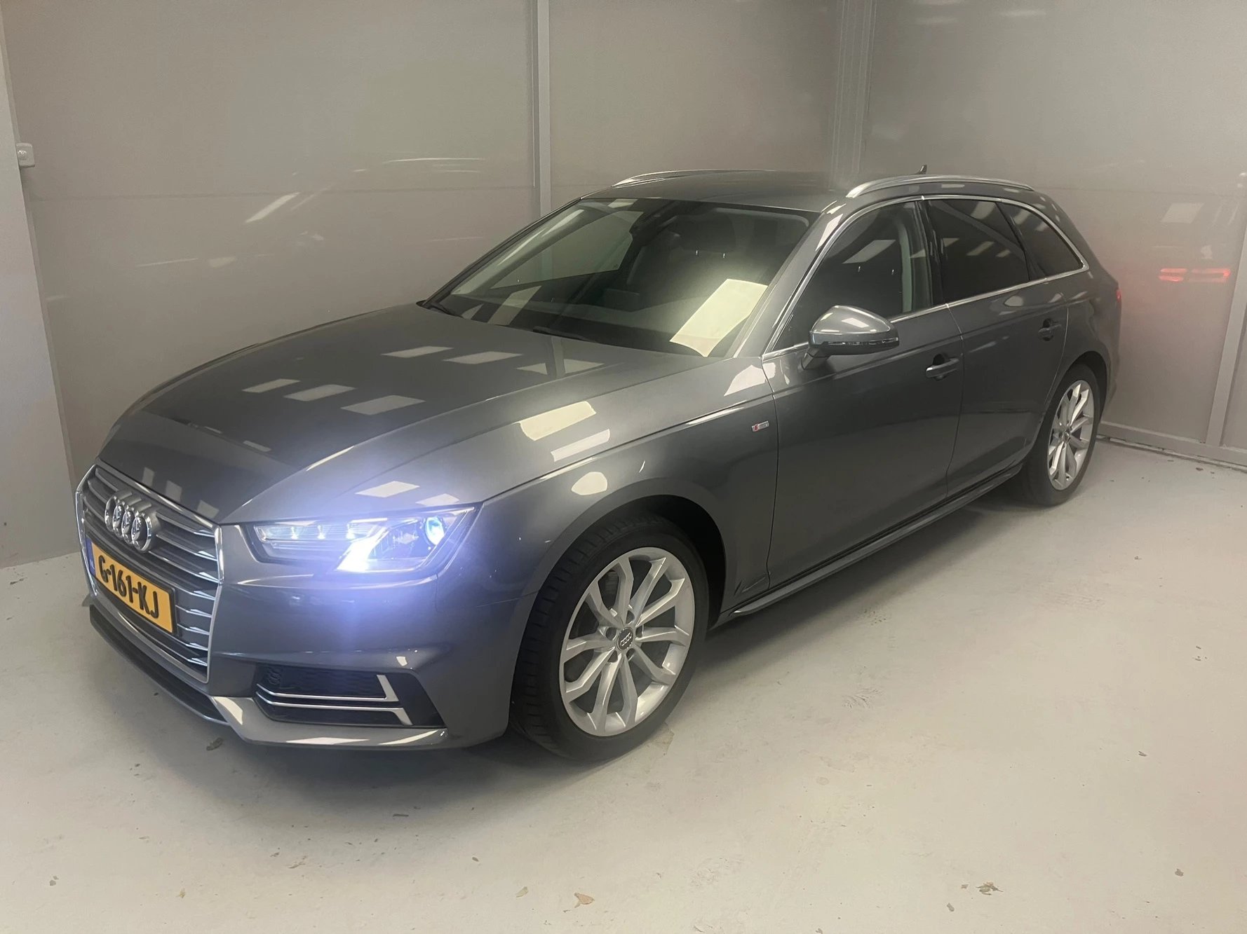 Hoofdafbeelding Audi A4