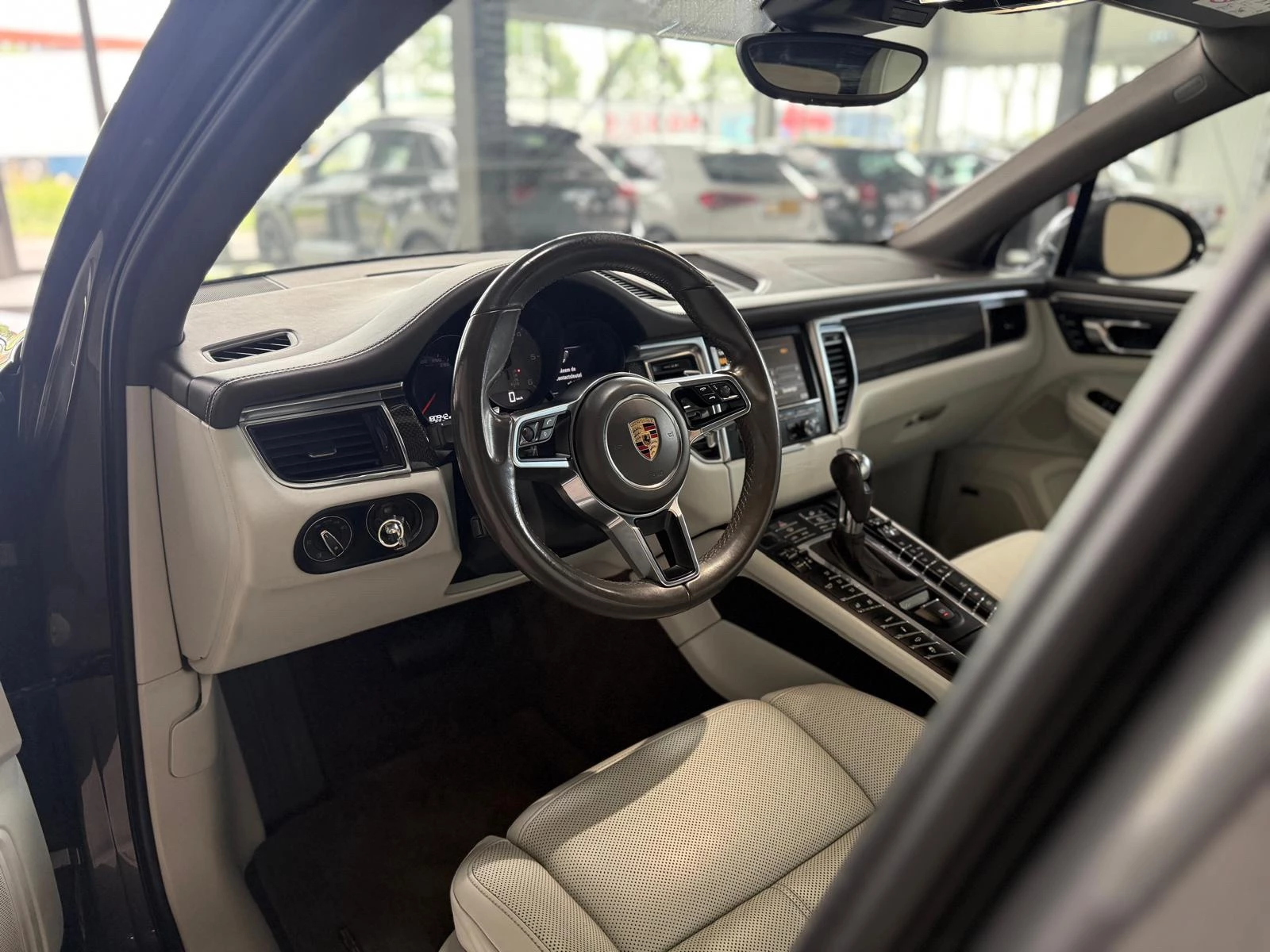 Hoofdafbeelding Porsche Macan