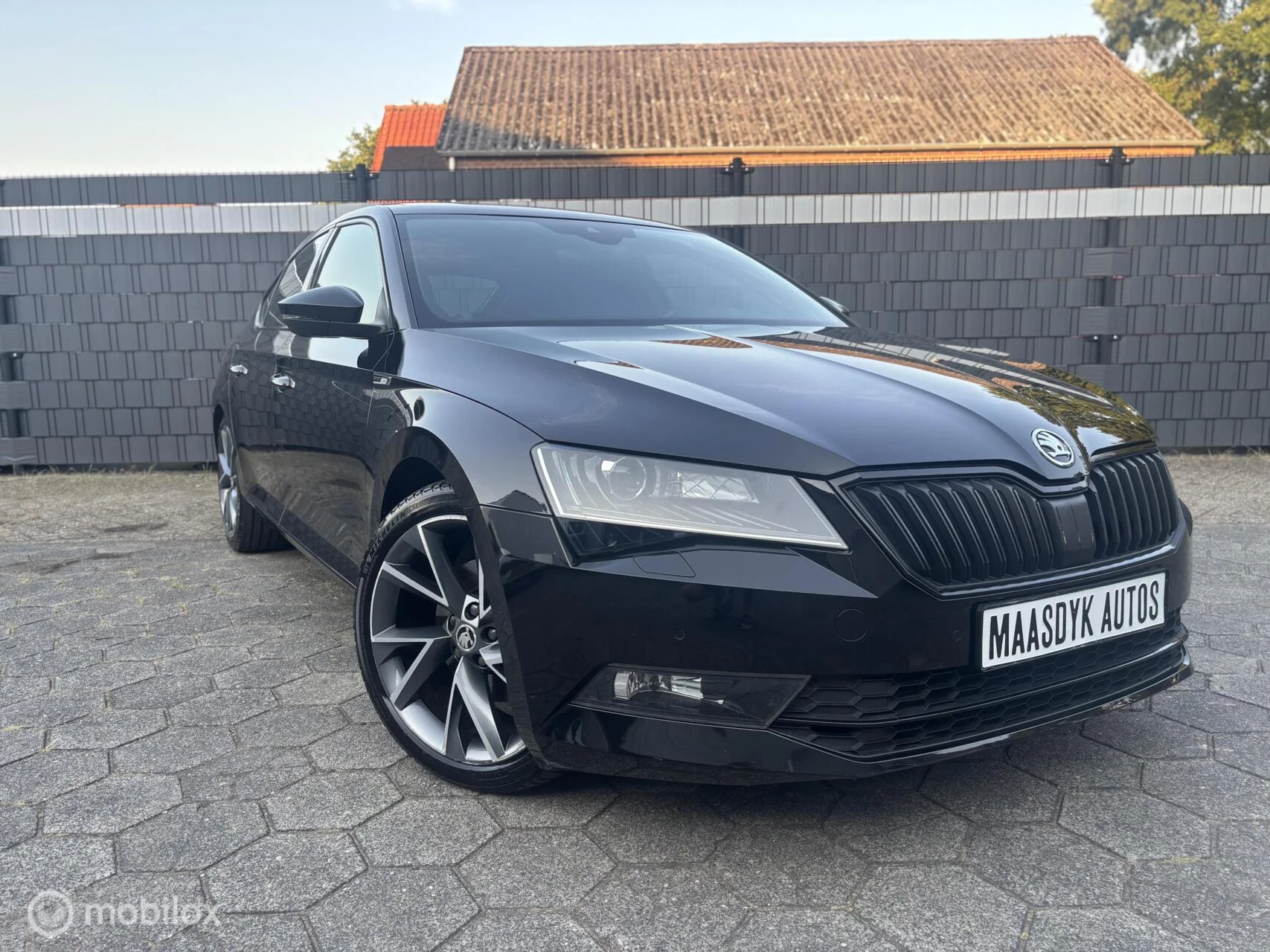 Hoofdafbeelding Škoda Superb