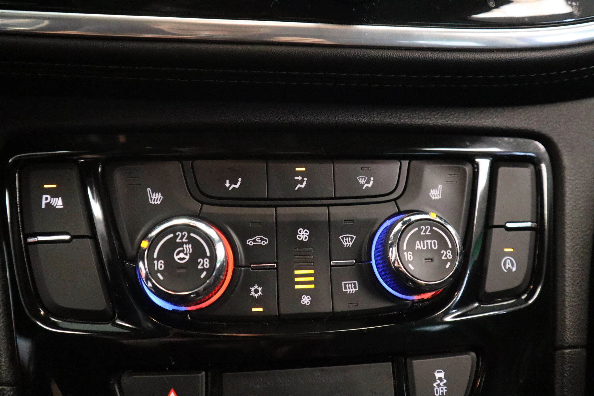 Hoofdafbeelding Opel Mokka X
