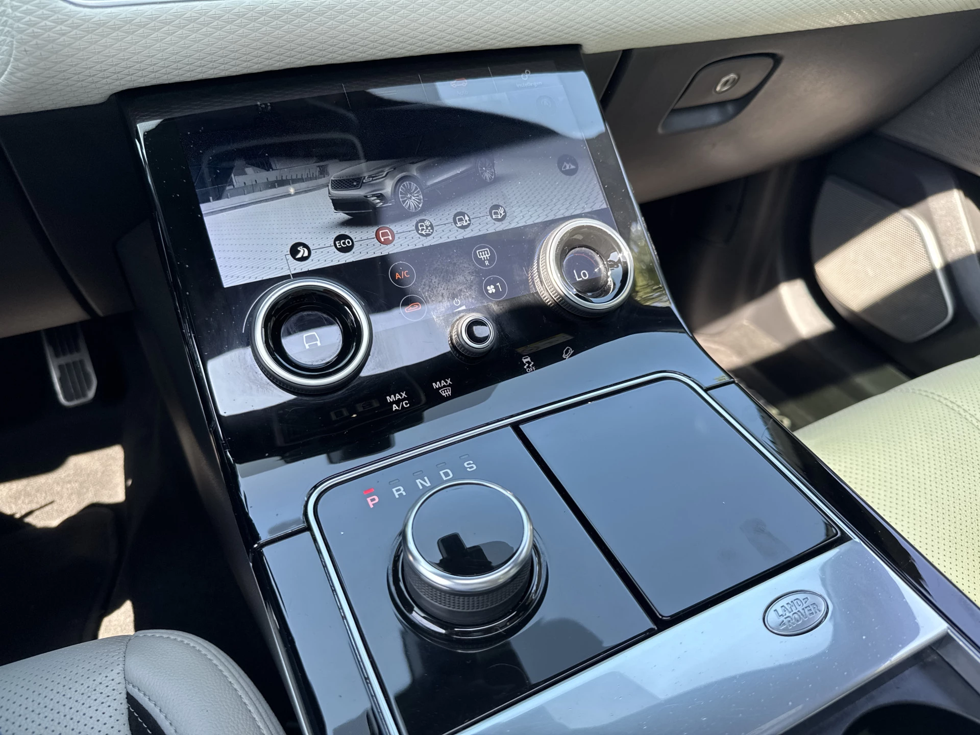 Hoofdafbeelding Land Rover Range Rover Velar