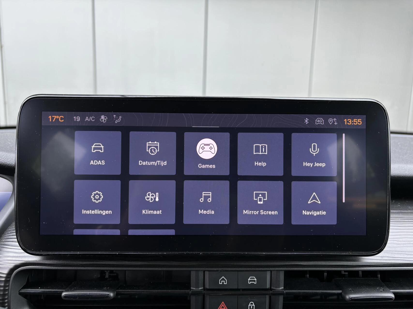 Hoofdafbeelding Jeep Avenger