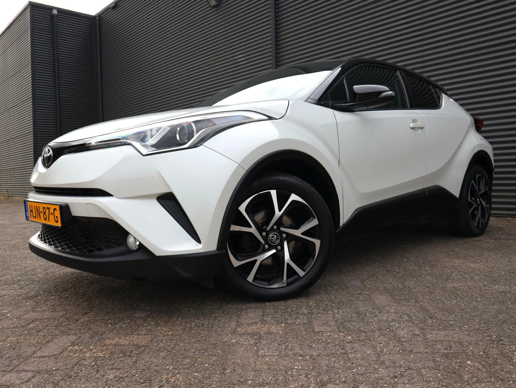Hoofdafbeelding Toyota C-HR