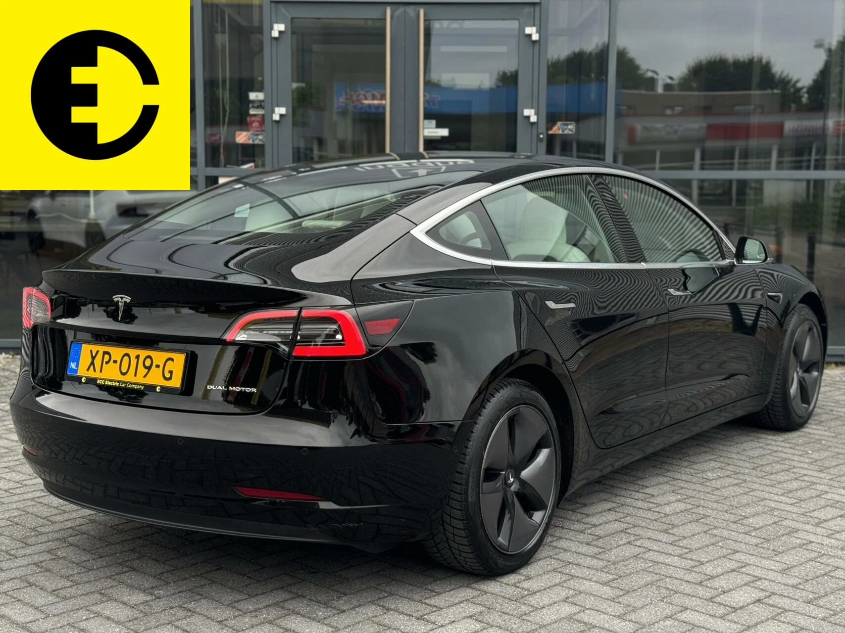 Hoofdafbeelding Tesla Model 3