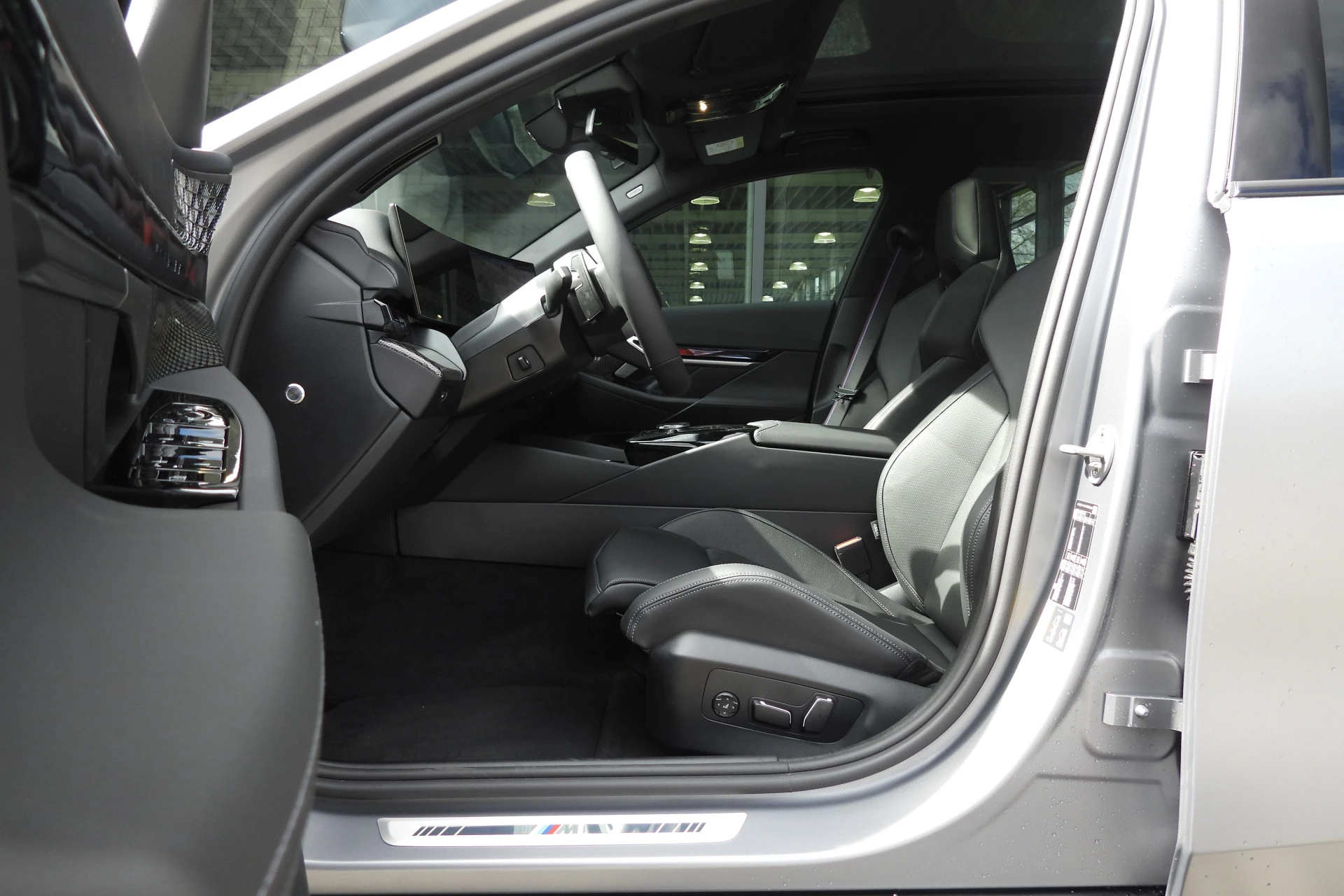 Hoofdafbeelding BMW i5