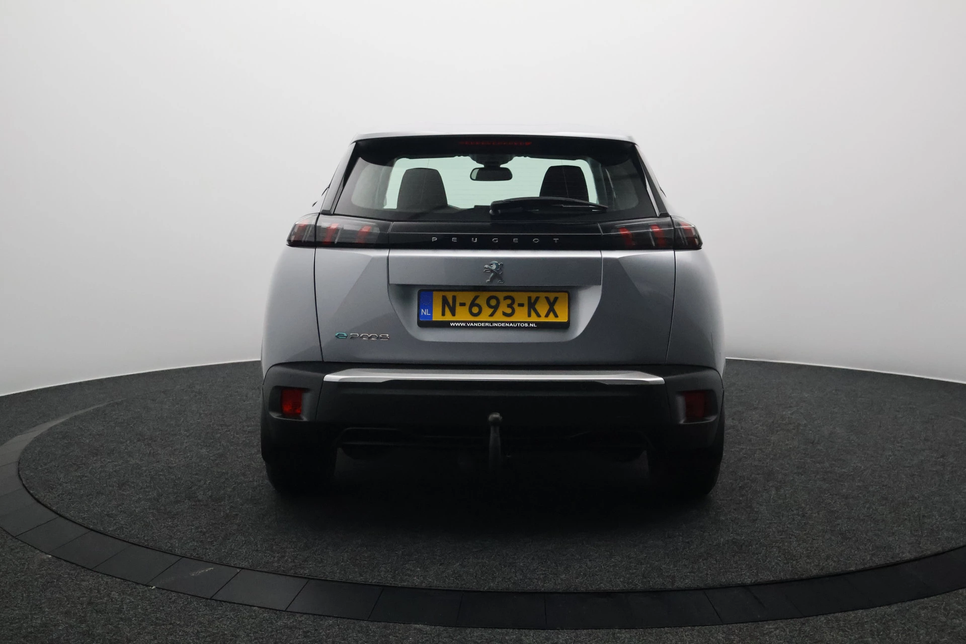 Hoofdafbeelding Peugeot e-2008