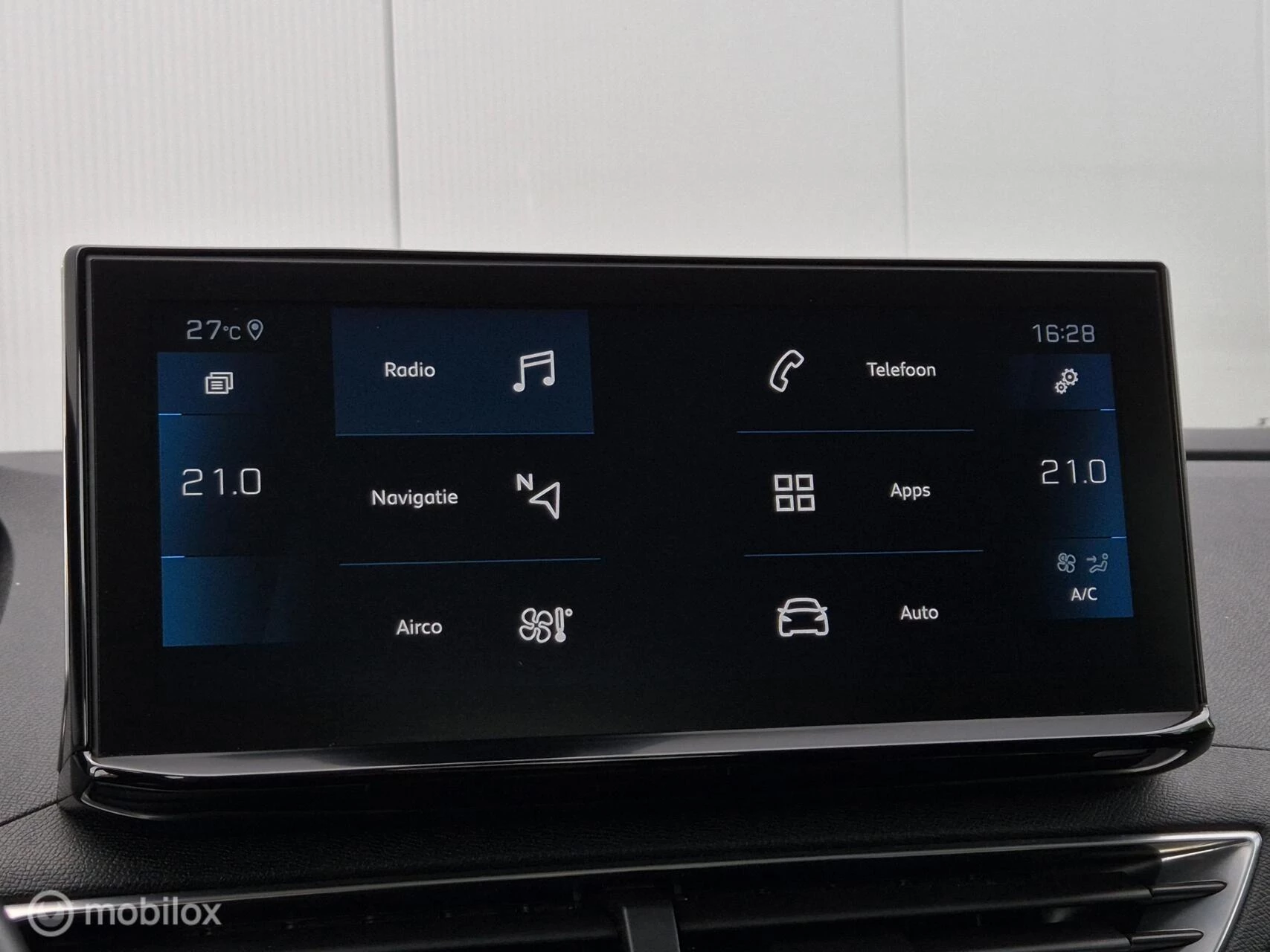 Hoofdafbeelding Peugeot 5008