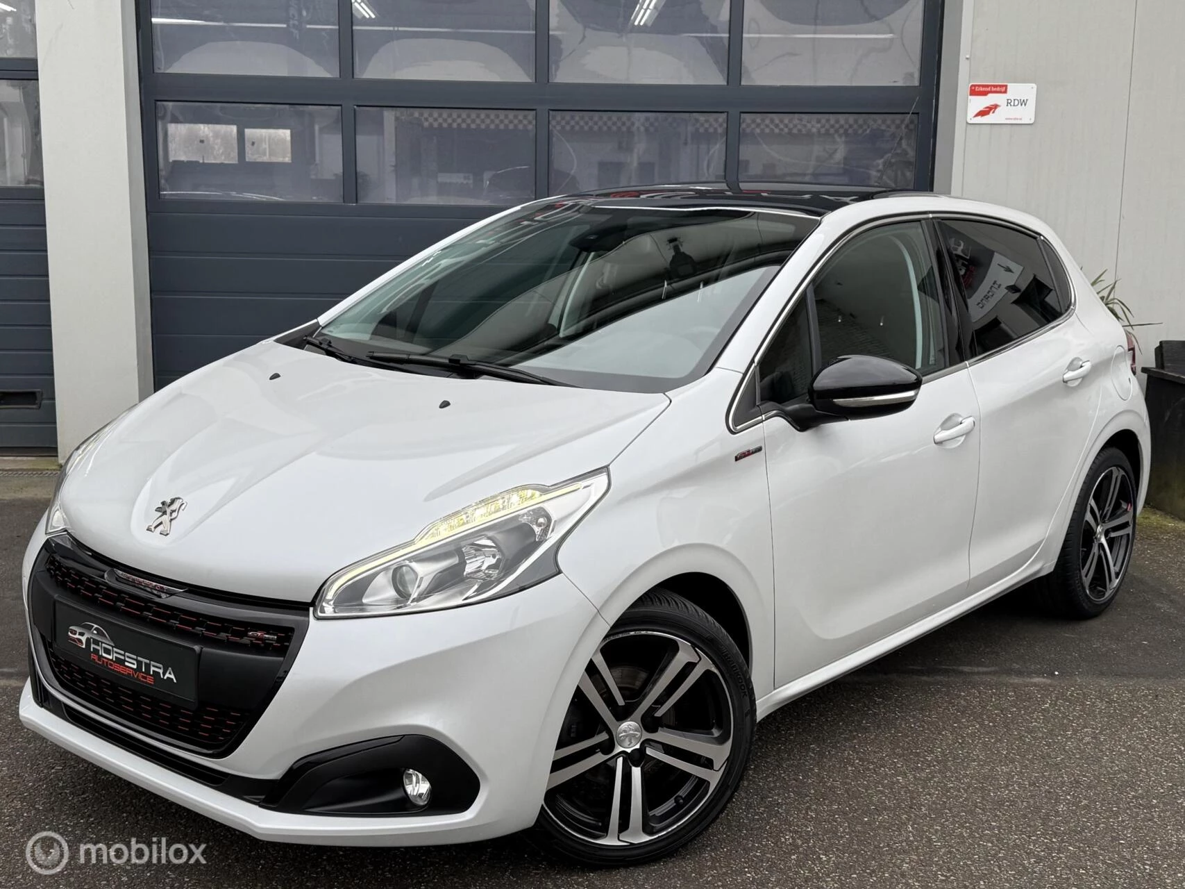 Hoofdafbeelding Peugeot 208