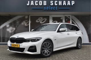 BMW 3 Serie Touring 320e xDrive M-Sport High Exe / Clima / Navi / Ad. Cruise / Camera / Apple CarPlay / Trekhaak